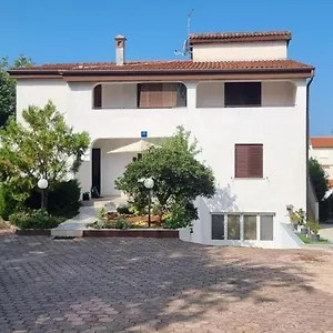 Cerova Porec